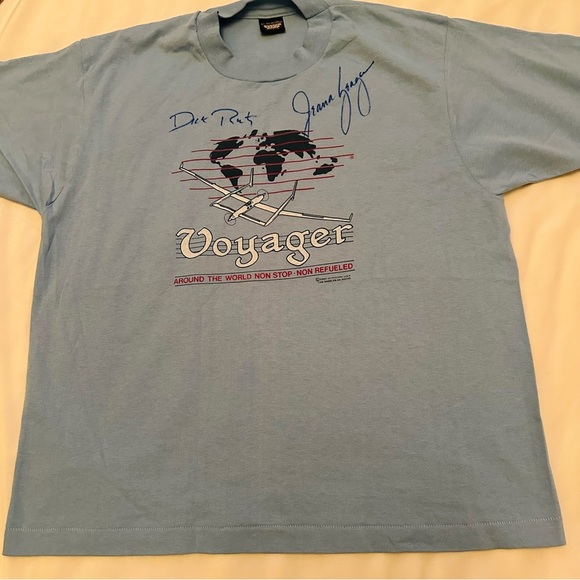 VINTAGE 80s Voyager Flight Around the World T Shirt One Tank Gas SIGNED Sz XL - Picture 6 of 7